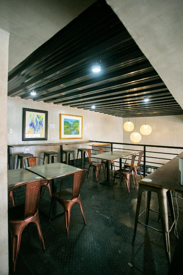 Happynest Hostel Cebu Εξωτερικό φωτογραφία